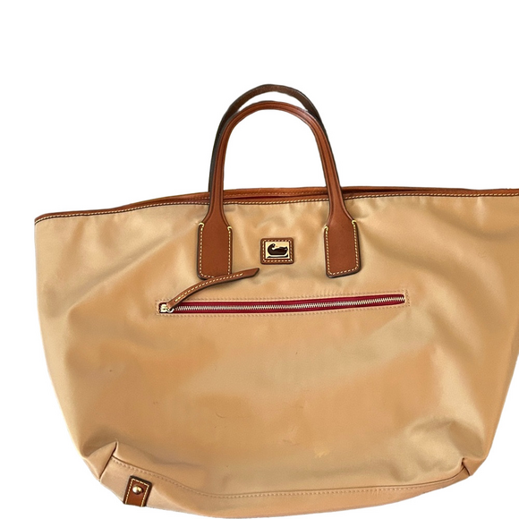 Authentic Dooney and Bourke camel Wayfarer large convertible Tote Bag - Picture 1 of 13